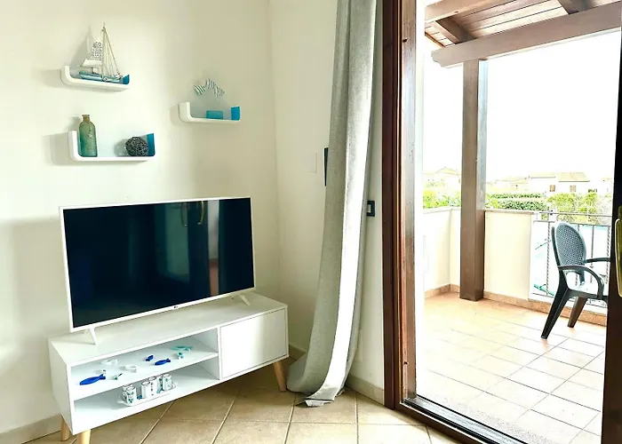 Rosmarino, Con Piscina A 100m Del Mar