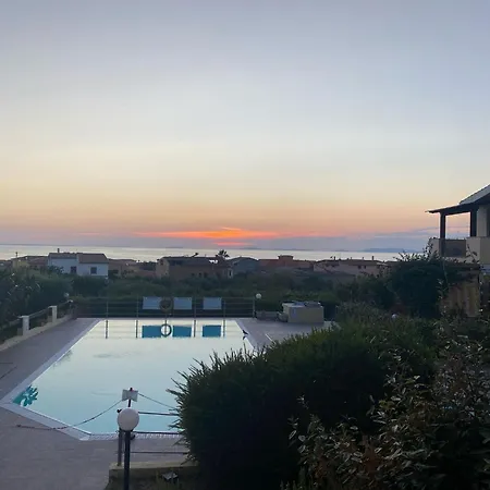 Rosmarino, Con Piscina A 100m Del Mar *