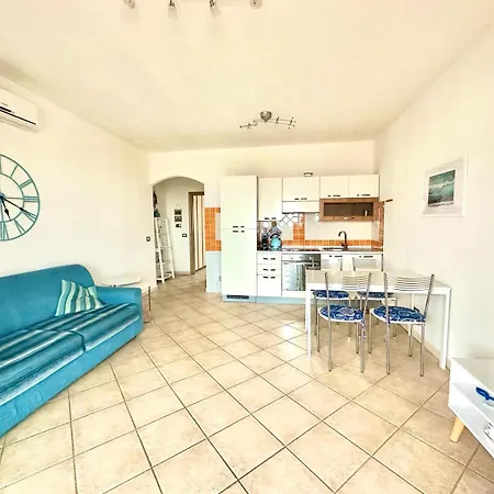 Rosmarino, Con Piscina A 100m Del Mar Lejlighed