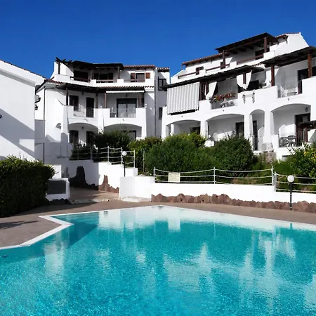Rosmarino, Con Piscina A 100m Del Mar Lejlighed *